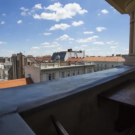 Rooftop Gæstehus